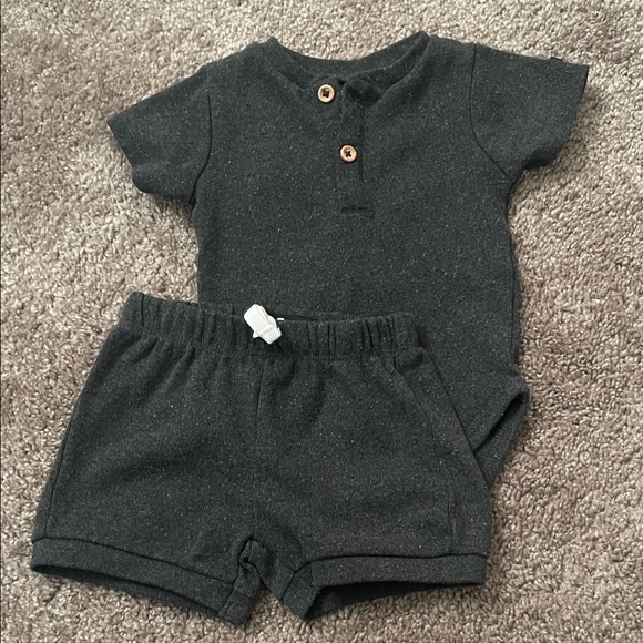 7 For All Mankind Matching Set Size 6-9 months - Picture 1 of 9